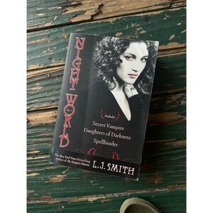 Night World No. 1 L.J. Smith Paperback Secret Vampire Daughters of Darkness